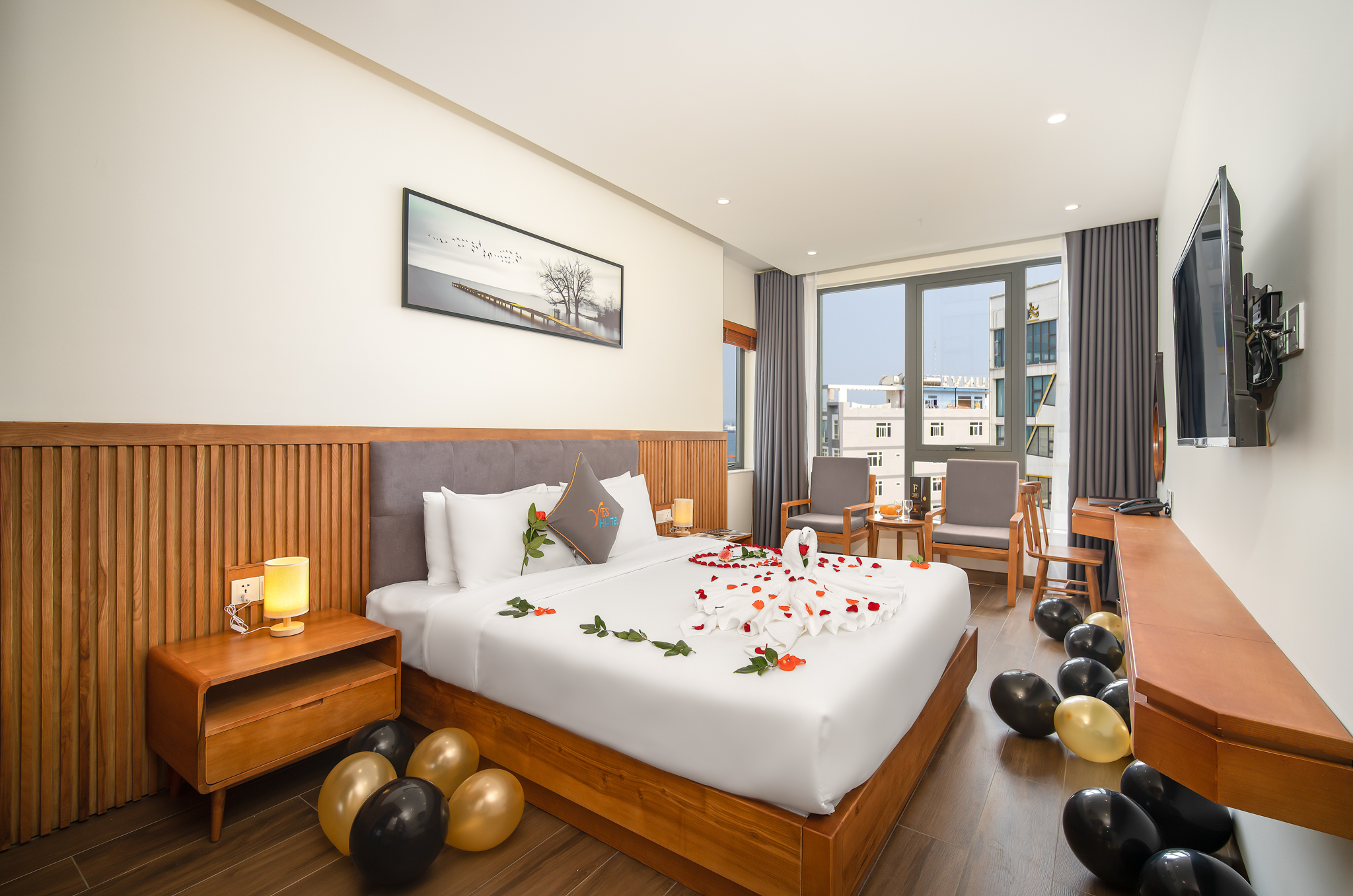 Deluxe double  (view phố+Biển )