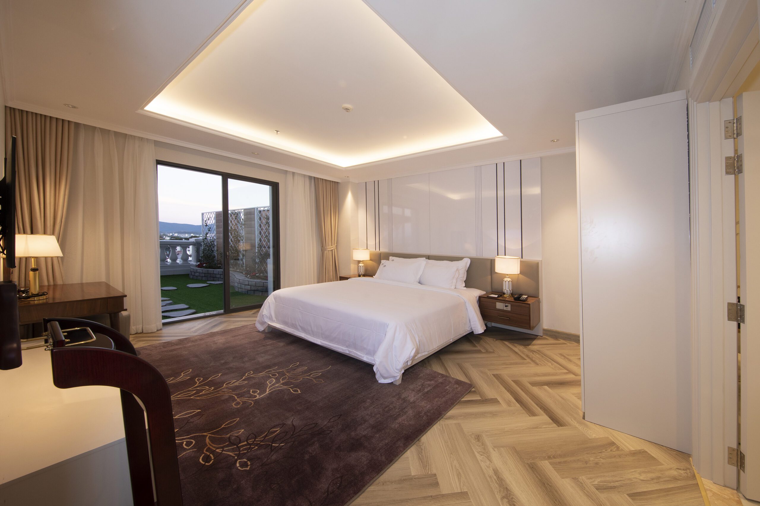 Garden Grand Suite