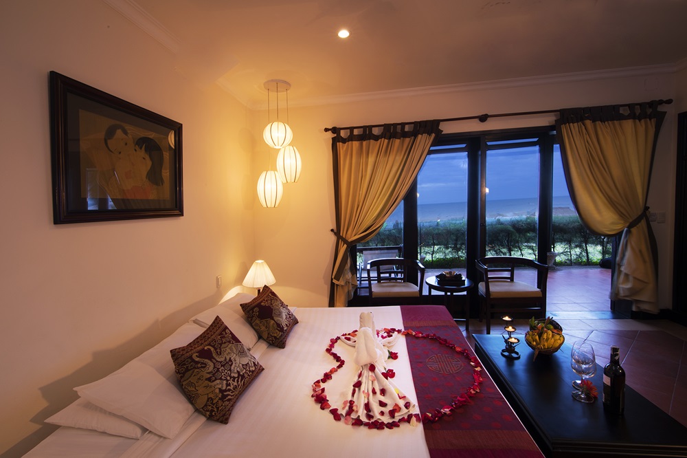 Bungalow Beach Front-bestbooking.vn
