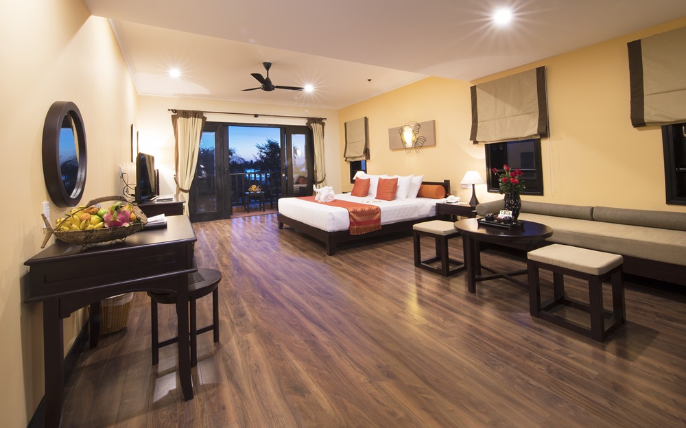 Deluxe Family Sea View -bestbooking.vn