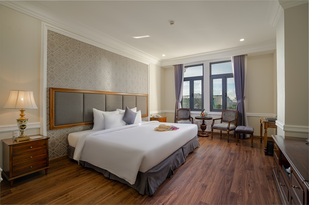 Deluxe Room - BestBooking.vn
