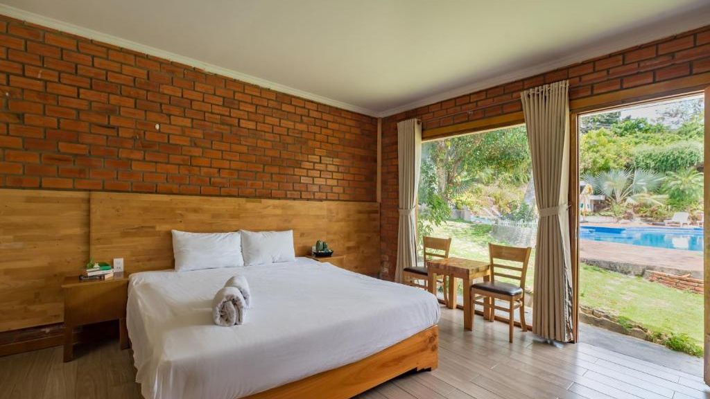 Double Pool View -bestbooking.vn