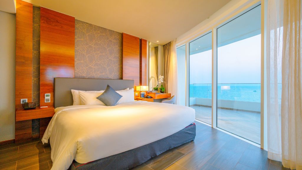 Executive Suite Ocean View-BestBooking.vn