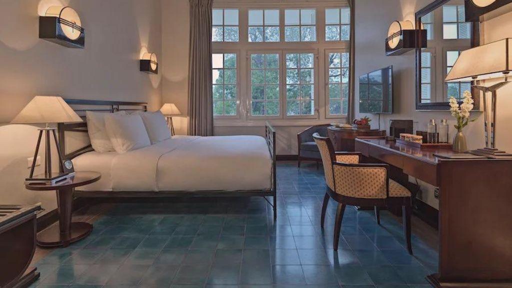 Phòng Deluxe Colonial -bestbooking.vn