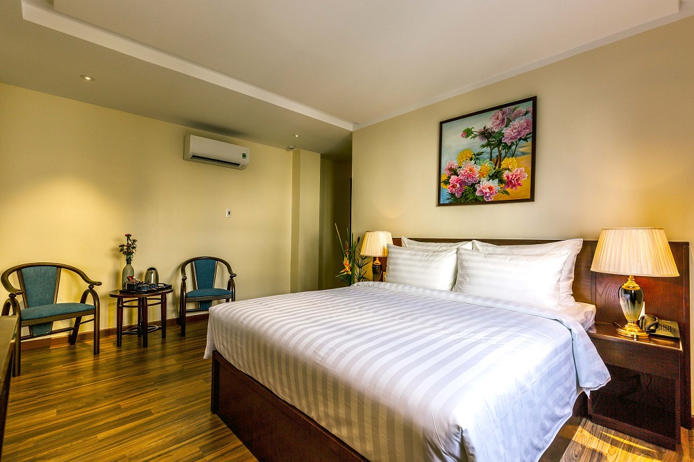 Roseland Sweet Hotel HCM - bestbooking.vn