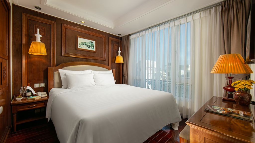 Phòng Premier Suite-BestBooking.vn