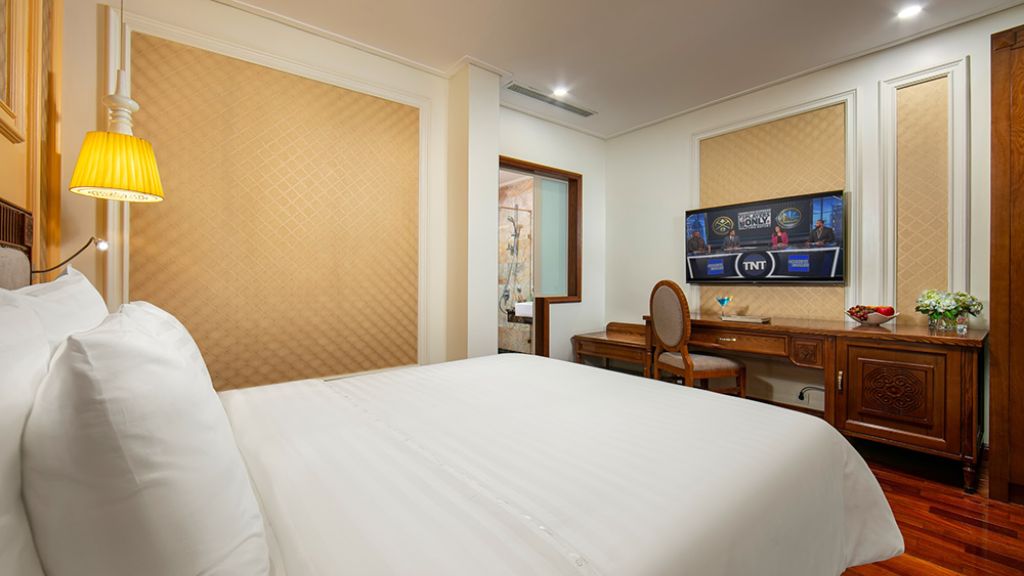 Phòng Romance Classic-BestBooking.vn