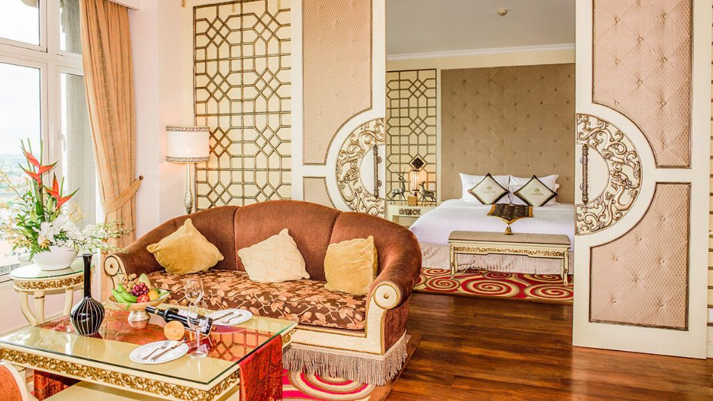 Phòng Senior Suite River View - bestbooking.vn