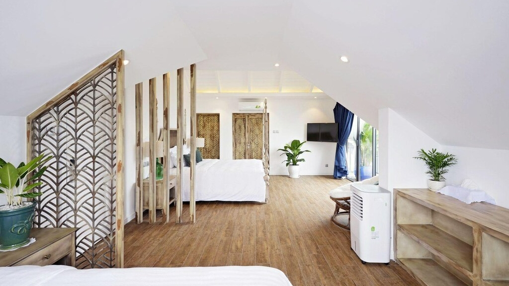Phòng Sunset Triple Suite - BestBooking.vn