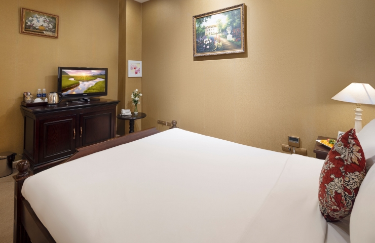 Premier Deluxe Double-bestbooking.vn