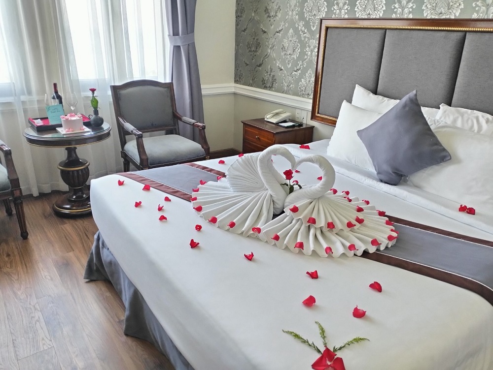 Premier Room - BestBooking.vn