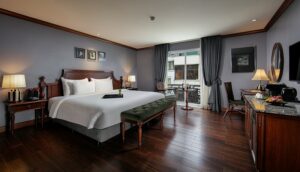 Majesty Suite City View Room - Bestbooking.vn