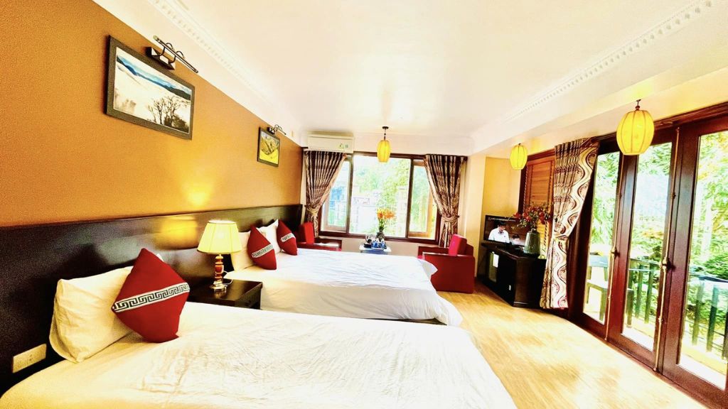 Phòng Deluxe Triple-bestbooking.vn