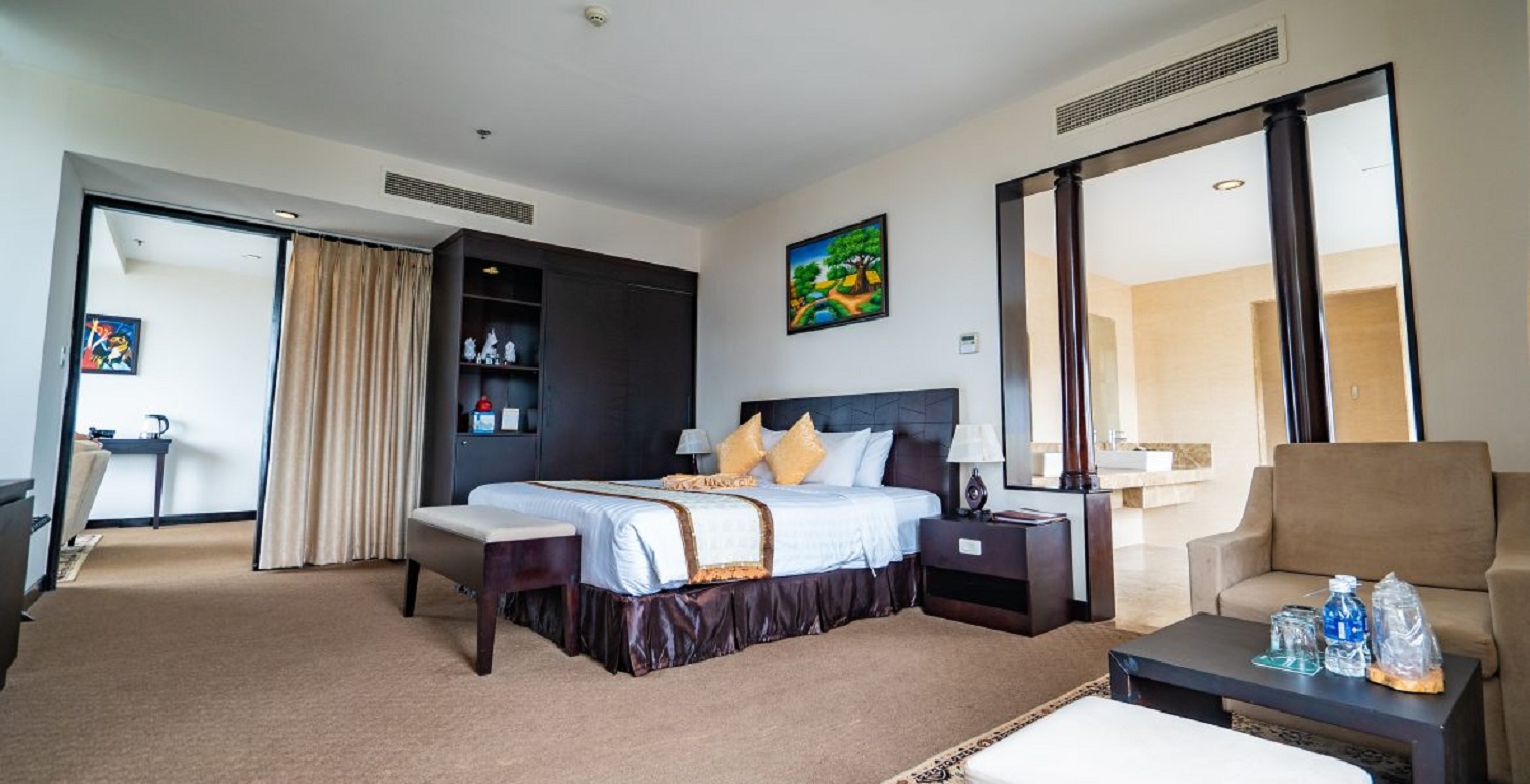 Premier VIP Suite-bestbooking.vn