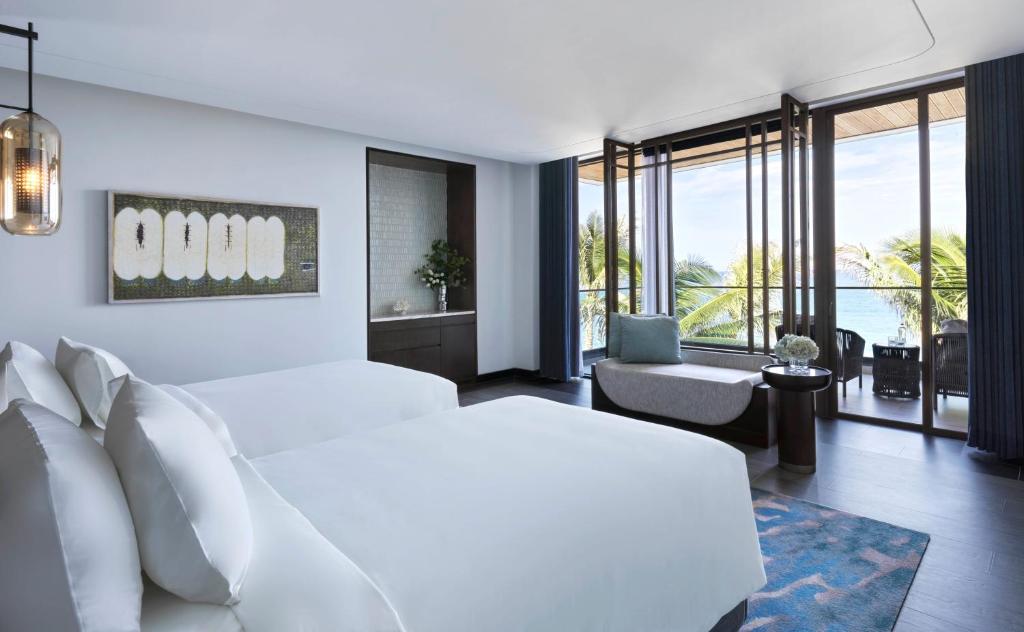 Beach Front 4 Bedroom Pool Villa- Bestbooking.vn