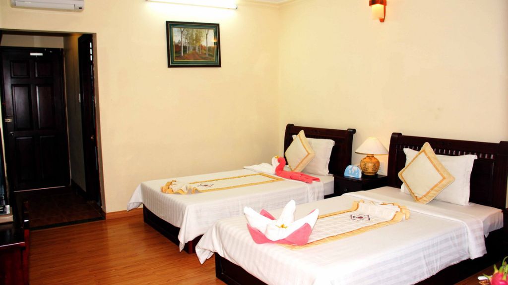 Khu phía đồi - Deluxe Hill Side - BestBooking.vn