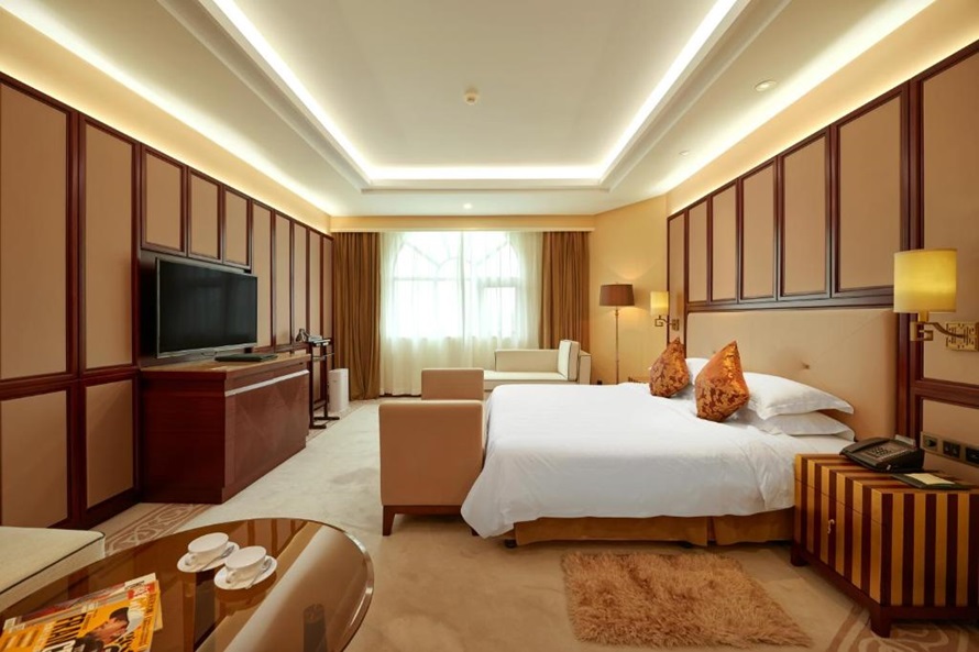 Deluxe Suite-bestbooking.vn