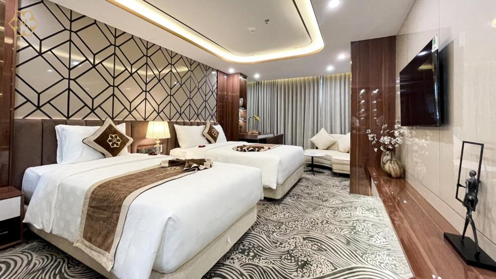 Deluxe Triple - Bestbooking.vn