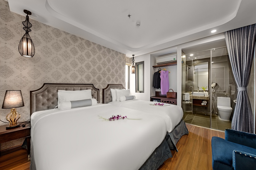deluxe-triple-29 - Bestbooking.vn