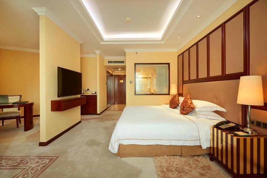 Executive Suite-bestbooking.vn