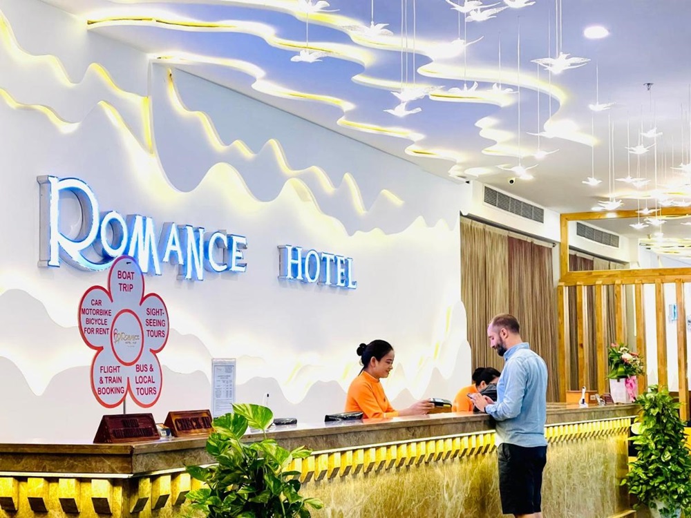 Romance Hotel-bestbooking.vn