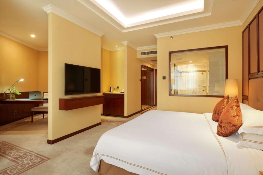 Khách Sạn Quốc Tế Lợi Lai-bestbooking.vn