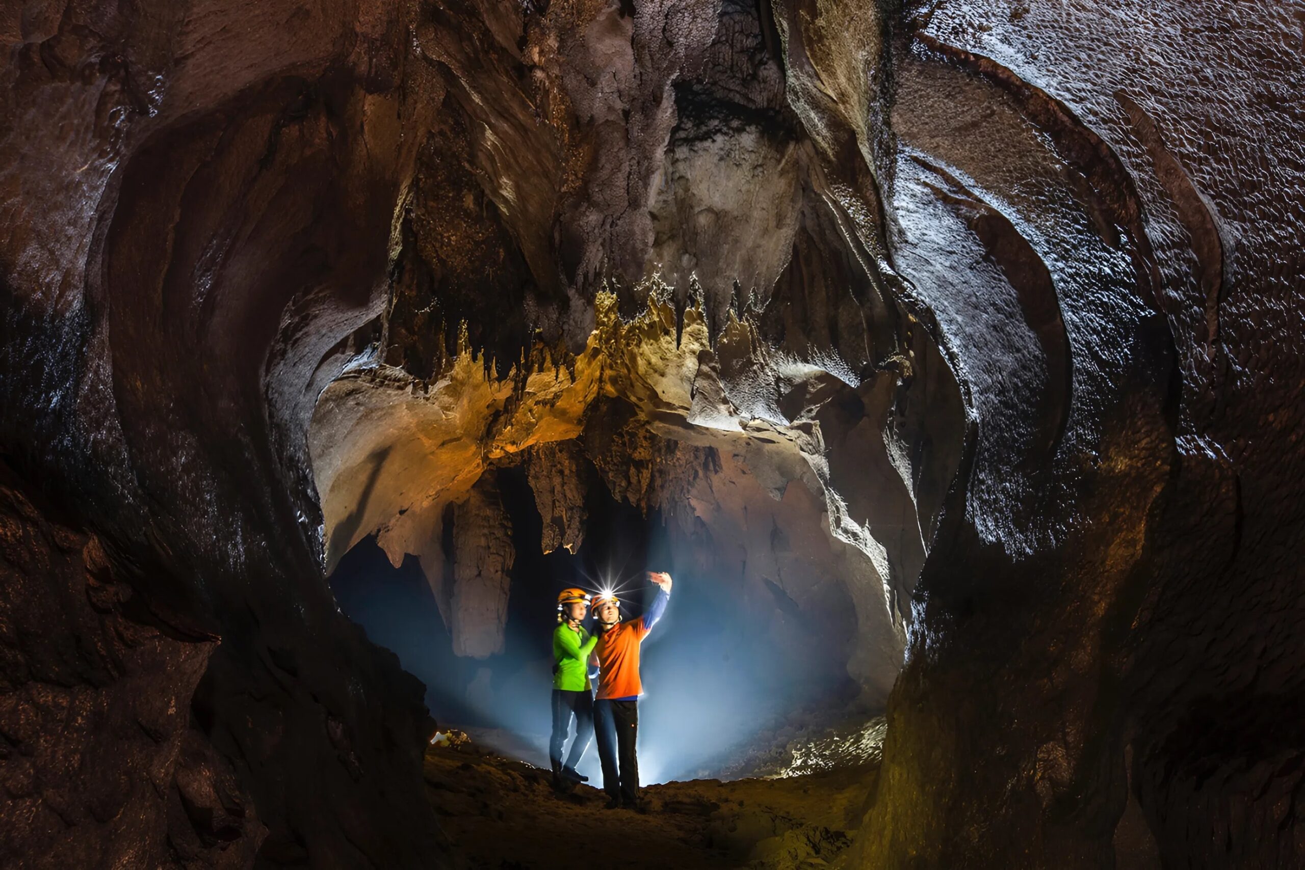 TOUR QUẢNG BÌNH 1 NGÀY KHÁM PHÁ HANG CHÀ LÒI