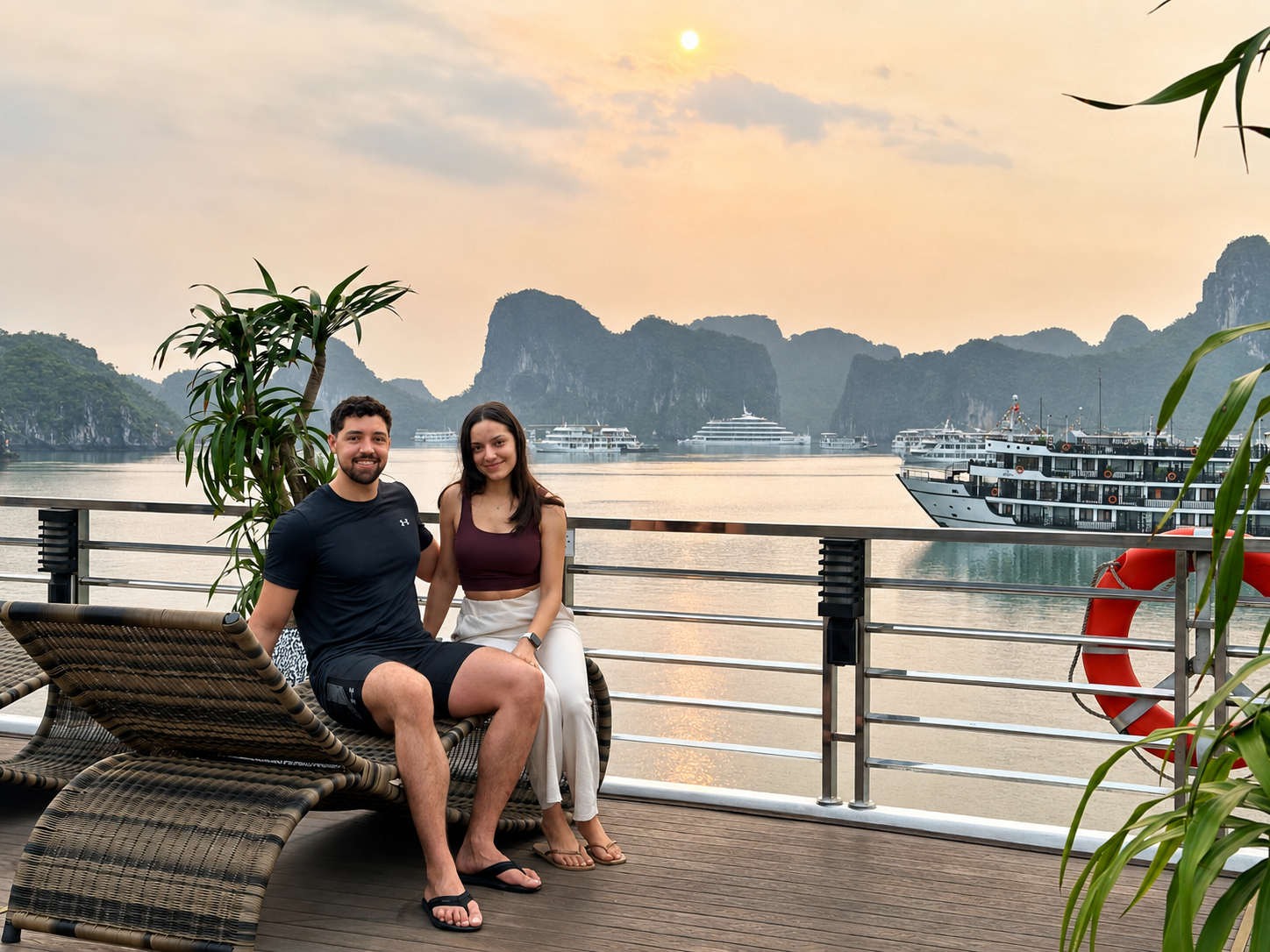 TOUR HẠ LONG – NINH BÌNH 4 NGÀY 3 ĐÊM: KHÁM PHÁ KỲ QUAN MIỀN BẮC TỪ HỒ CHÍ MINH