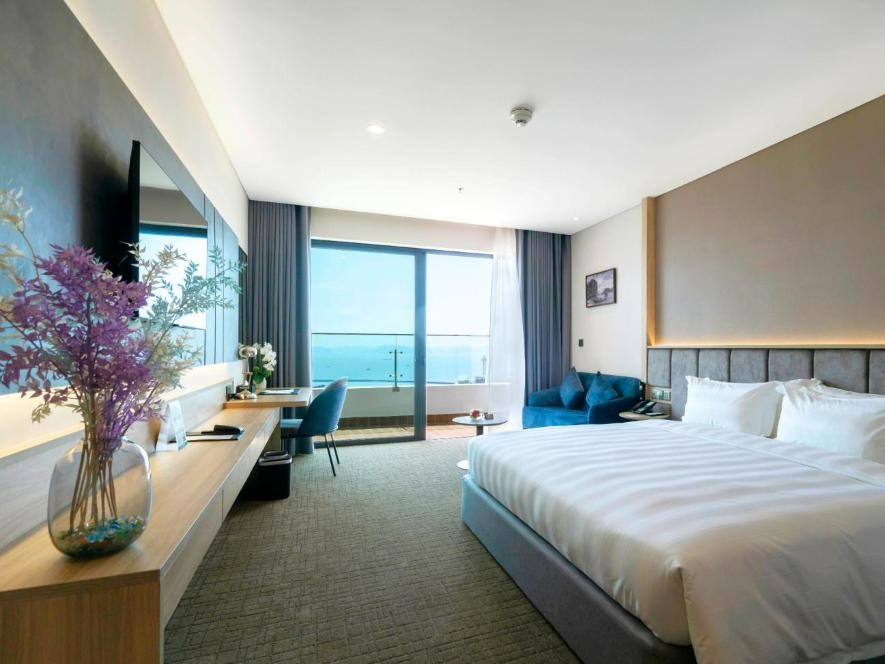 TOUR HẠ LONG – NINH BÌNH 4 NGÀY 3 ĐÊM: KHÁM PHÁ KỲ QUAN MIỀN BẮC TỪ HỒ CHÍ MINH